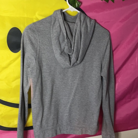 A youth Nike sweatshirt size large - Picture 2 of 4